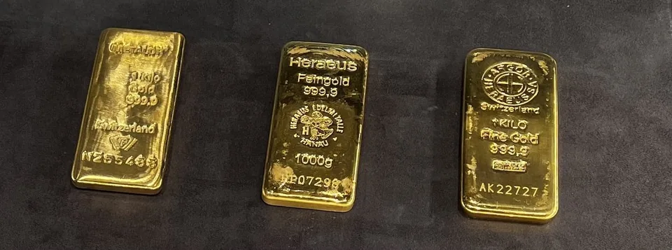 Goldbarren verschiedener Hersteller